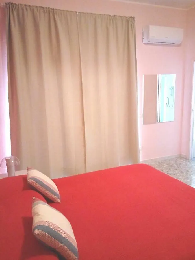 קטאניה Michelangelo Rooms 3*,  איטליה